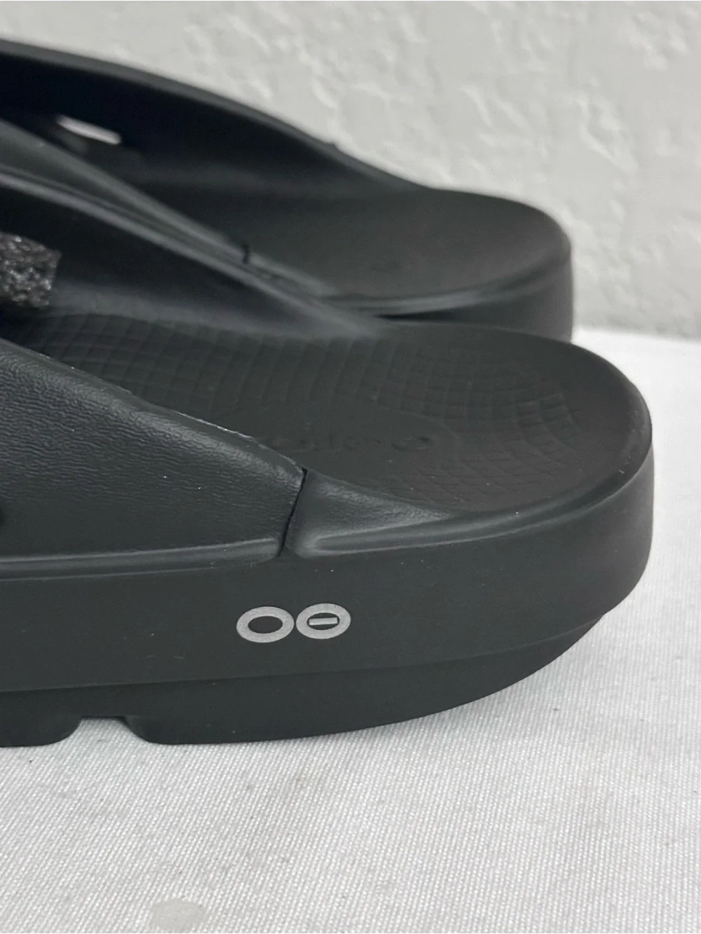 OOFOS OOriginal Recovery Sandal - Size Womens 12/Mens 10 in Black